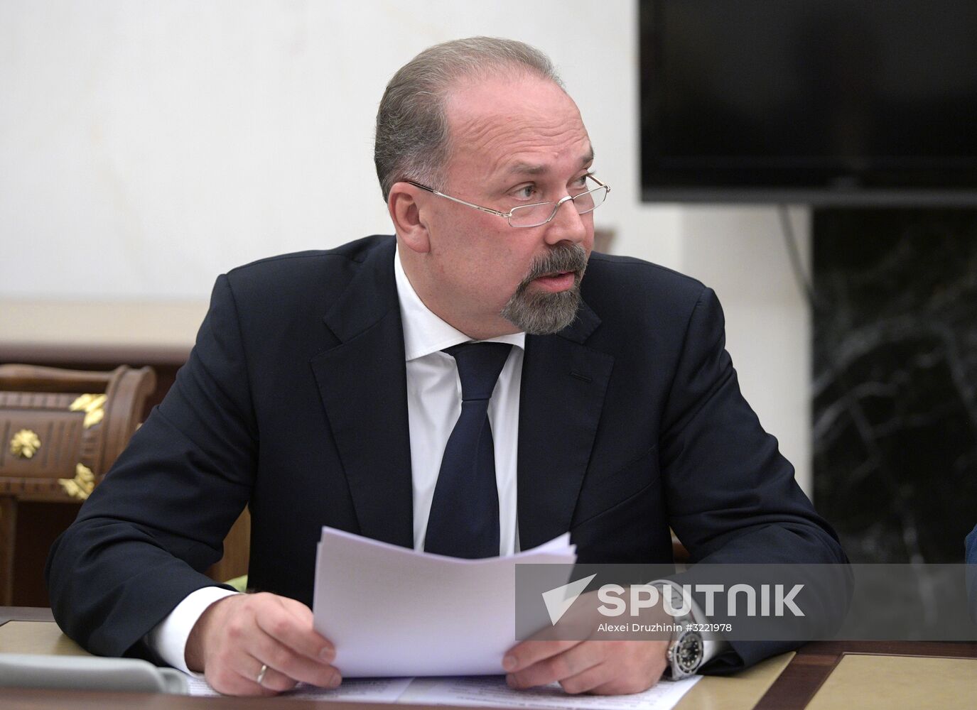 President Vladimir Putin holds meeting with Government members