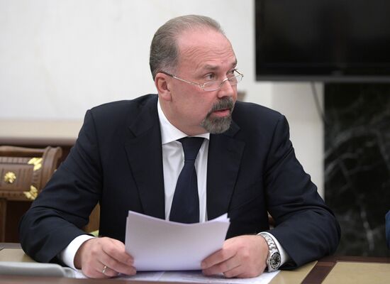 President Vladimir Putin holds meeting with Government members