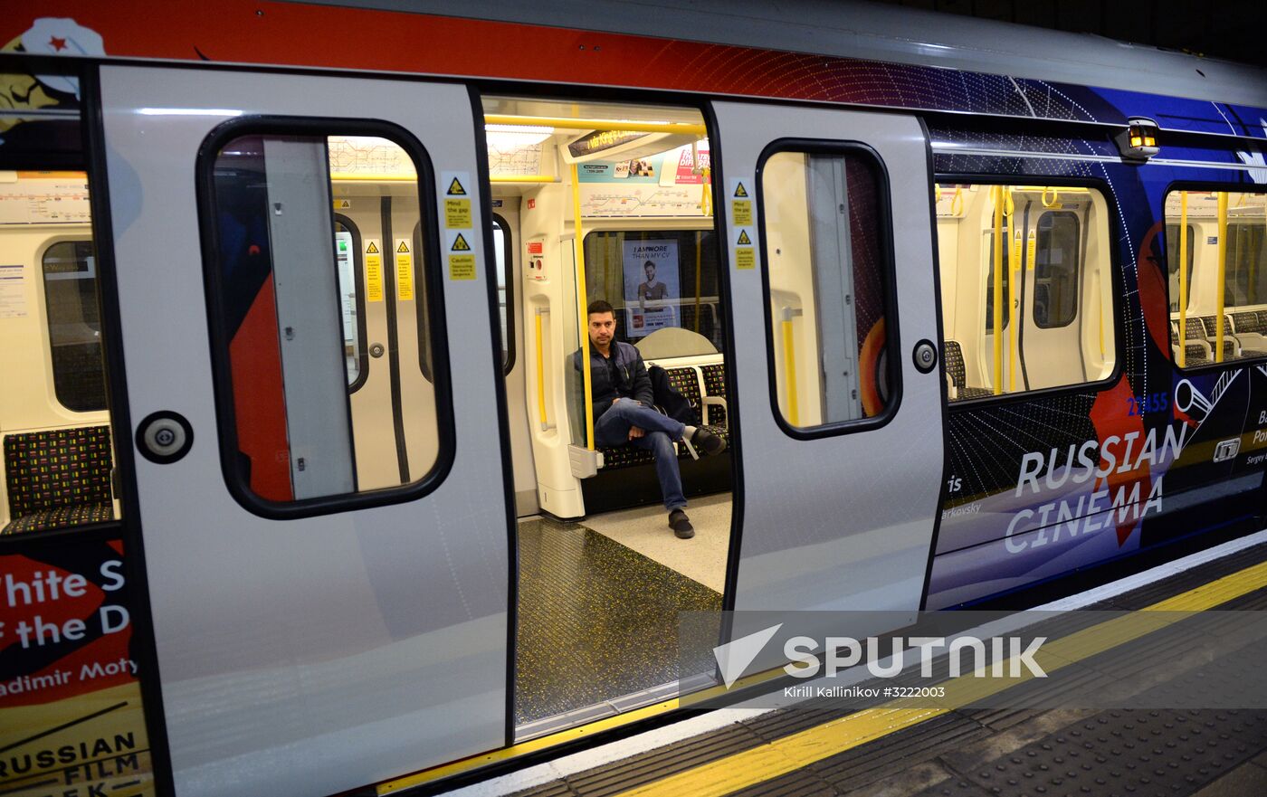 Themed train The Heart of Russia is launched in London tube