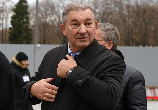 Opening of monument to Soviet ice hockey player Valery Kharlamov
