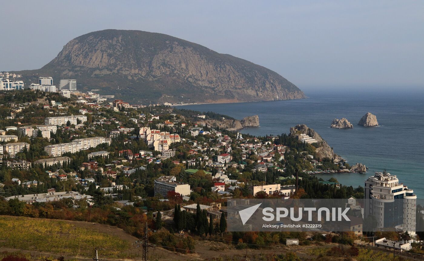 Cities of Russia. Gurzuf