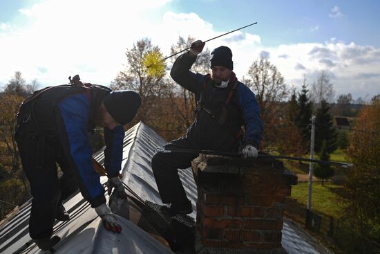 Chimney-sweep