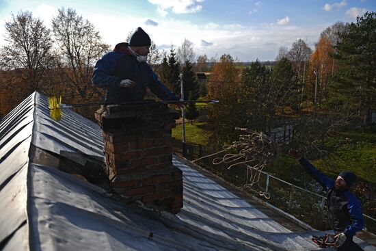 Chimney-sweep