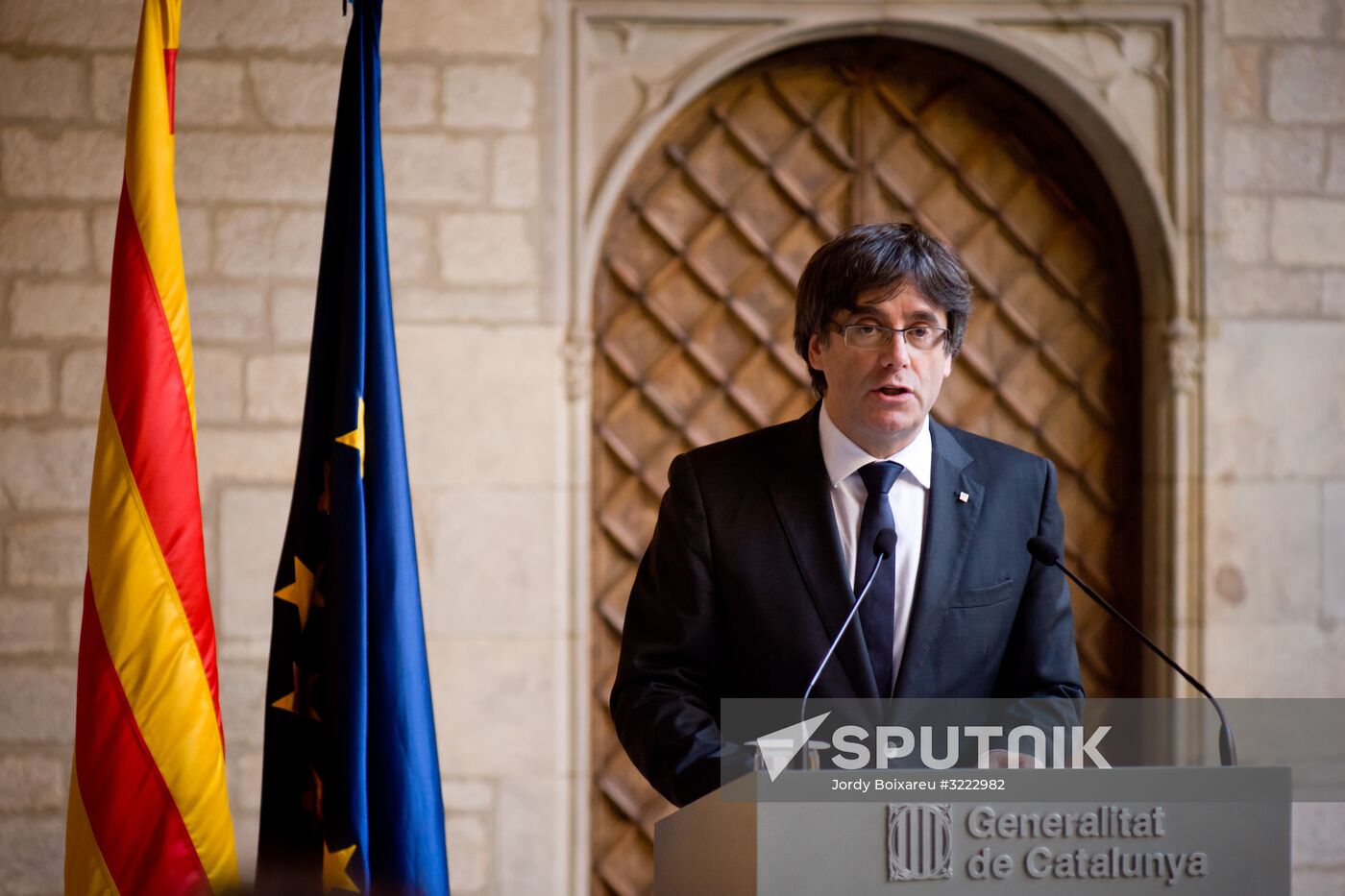 President of the Generalitat of Catalonia Carles Puigdemont makes official statement