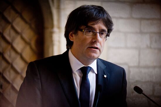 Catalan President Carles Puigdemont makes statement