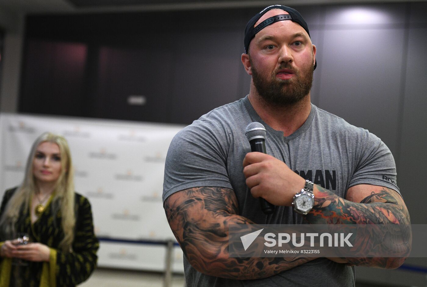 Game of Thrones star Hafthor Bjornsson welcomed at Sheremetyevo Airport