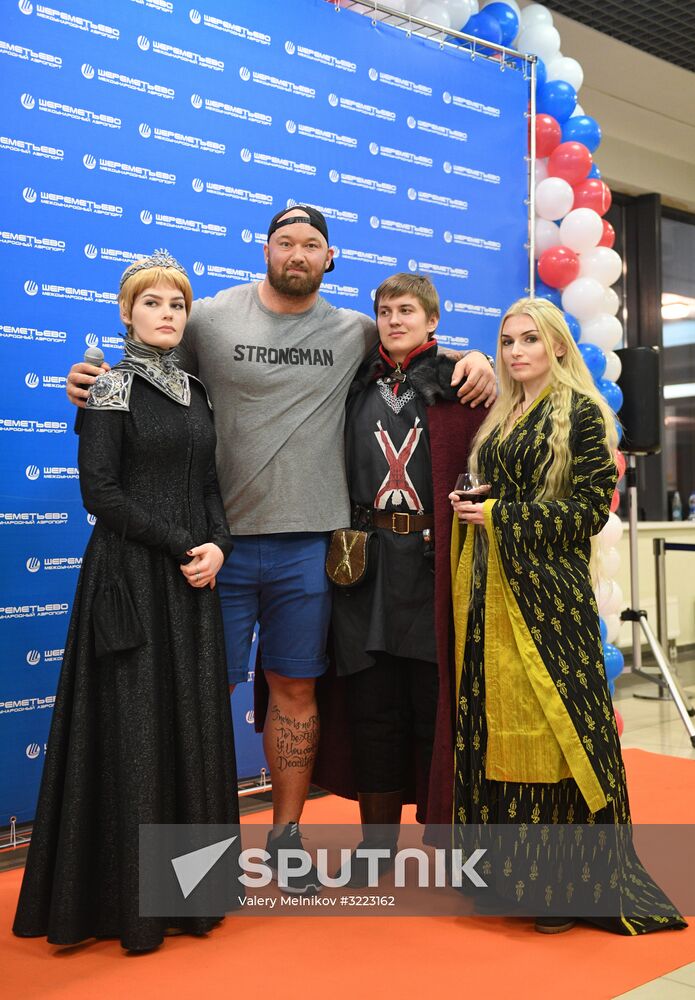 Game of Thrones star Hafthor Bjornsson welcomed at Sheremetyevo Airport