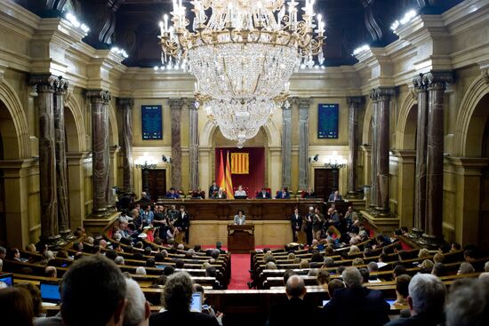 Catalan Parliament votes to split from Spain