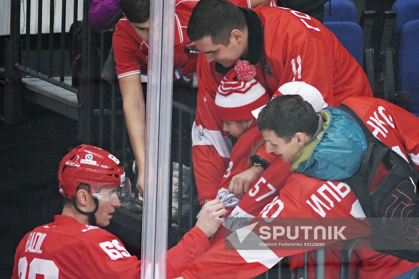 Kontinental Hockey League. Spartak vs. Dynamo