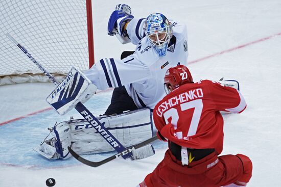 Kontinental Hockey League. Spartak vs. Dynamo