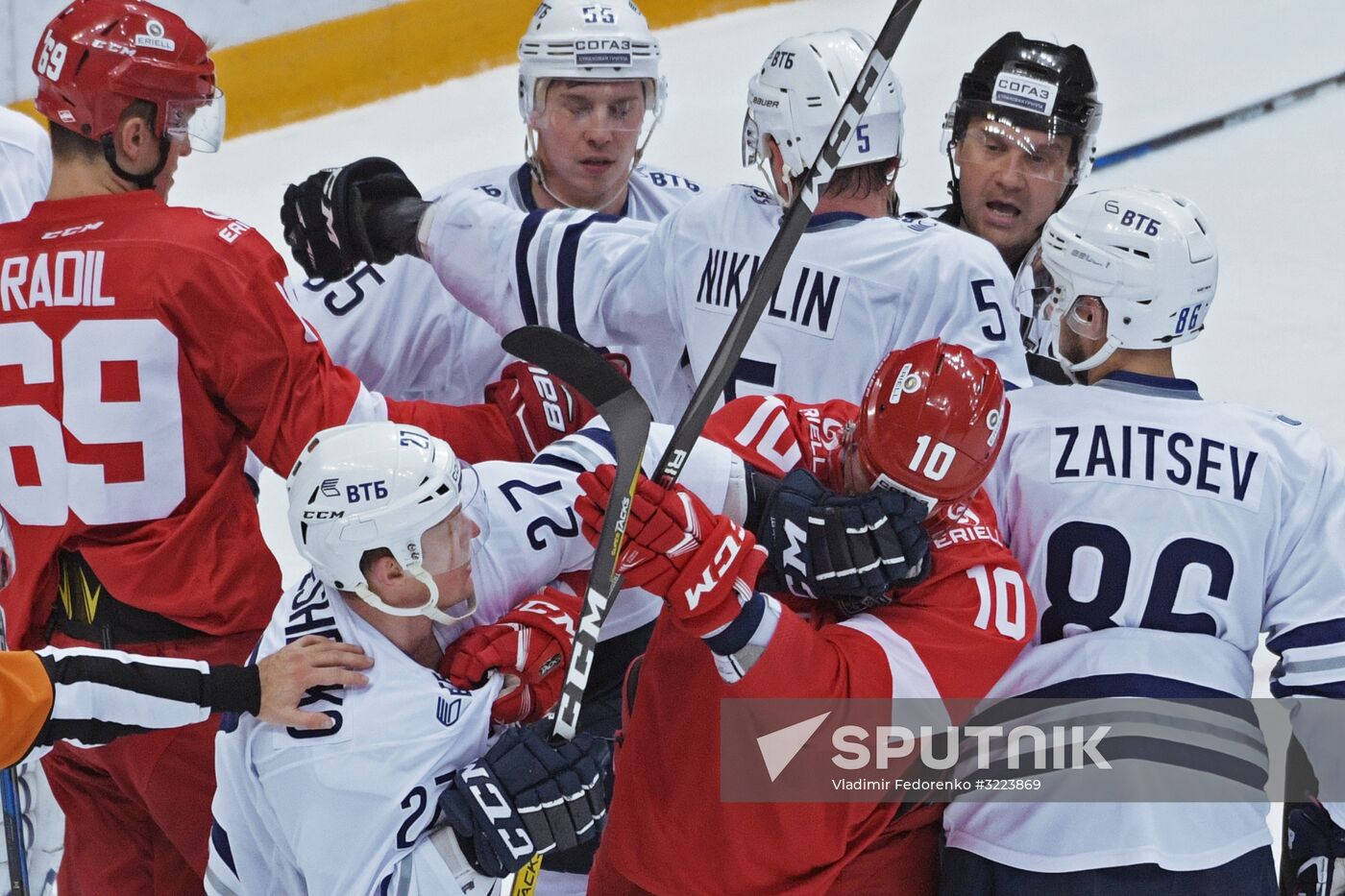 Kontinental Hockey League. Spartak vs. Dynamo