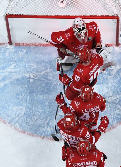 Kontinental Hockey League. Spartak vs. Dynamo