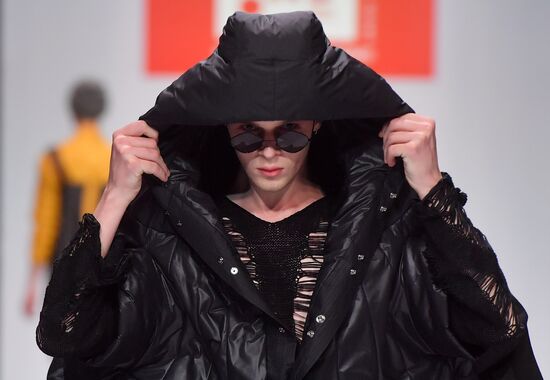 Moscow Fashion Week in Gostiny Dvor. Day Four