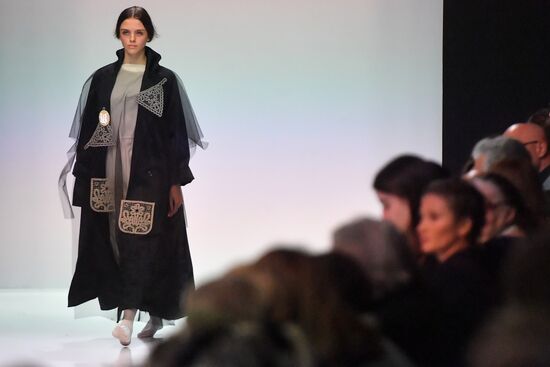 Moscow Fashion Week in Gostiny Dvor. Day Four