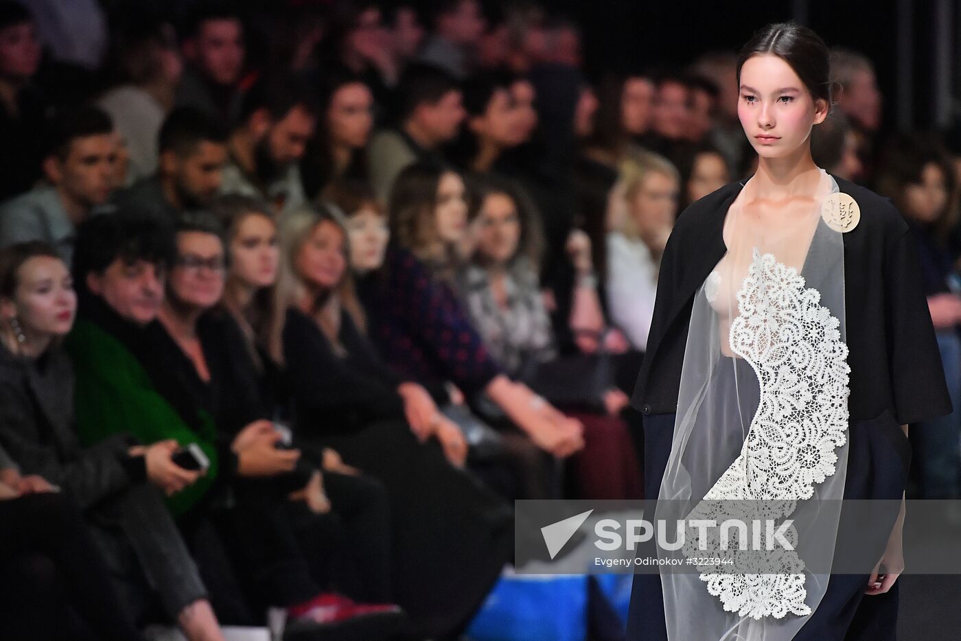 Moscow Fashion Week in Gostiny Dvor. Day Four
