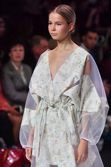 Moscow Fashion Week in Gostiny Dvor. Day Four