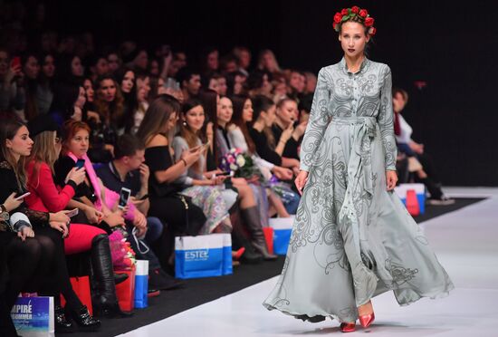 Moscow Fashion Week in Gostiny Dvor. Day Four