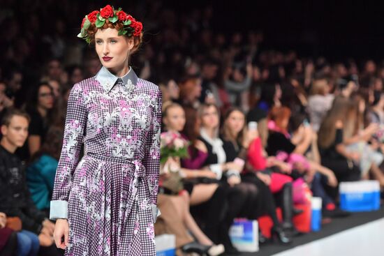 Moscow Fashion Week in Gostiny Dvor. Day Four