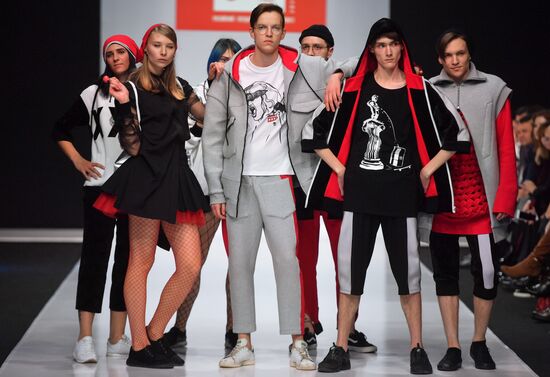 Moscow Fashion Week in Gostiny Dvor. Day Four