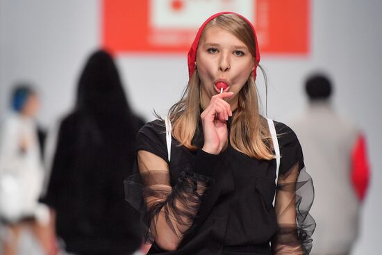 Moscow Fashion Week in Gostiny Dvor. Day Four
