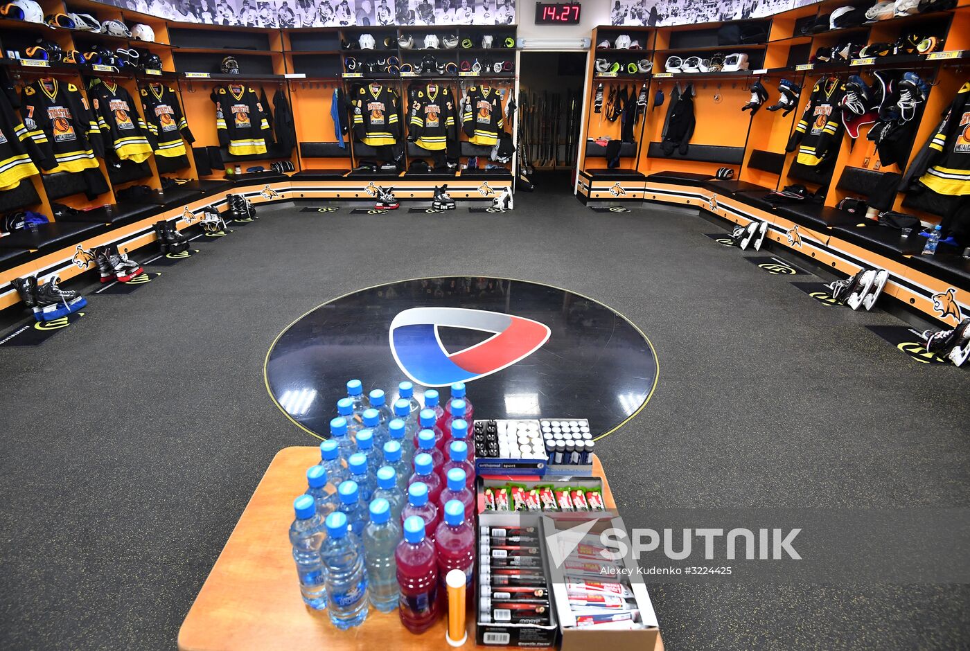 Ice hockey. KHL. Severstal vs. Sibir