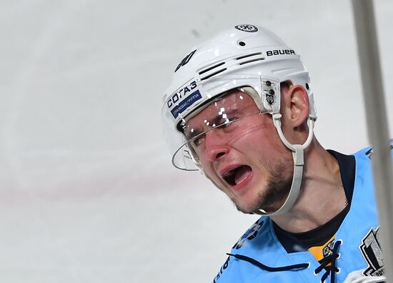 Ice hockey. KHL. Severstal vs. Sibir