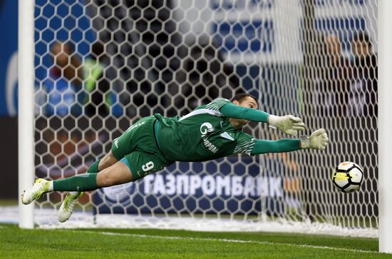 Football. Russian Premier League. Zenit vs. Lokomotiv