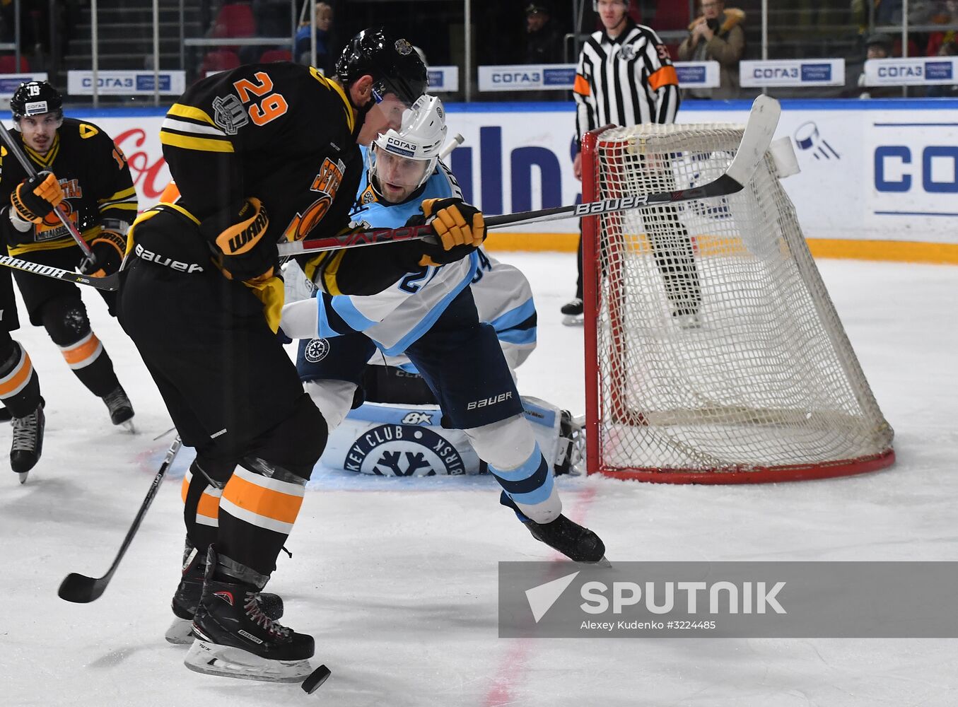 Ice hockey. KHL. Severstal vs. Sibir