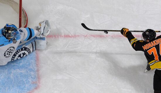 Ice hockey. KHL. Severstal vs. Sibir