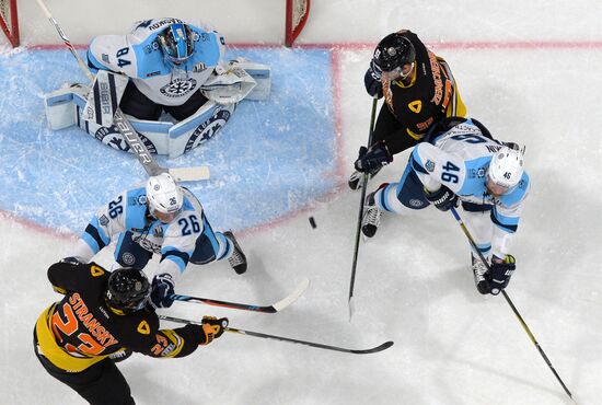 Ice hockey. KHL. Severstal vs. Sibir