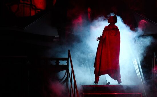 Ilya Averbukh's ice show "Romeo and Juliet" premieres in Moscow