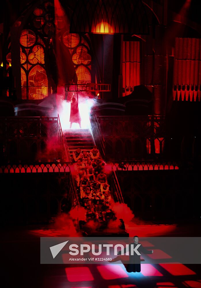 Ilya Averbukh's ice show "Romeo and Juliet" premieres in Moscow