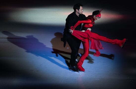 Ilya Averbukh's ice show "Romeo and Juliet" premieres in Moscow