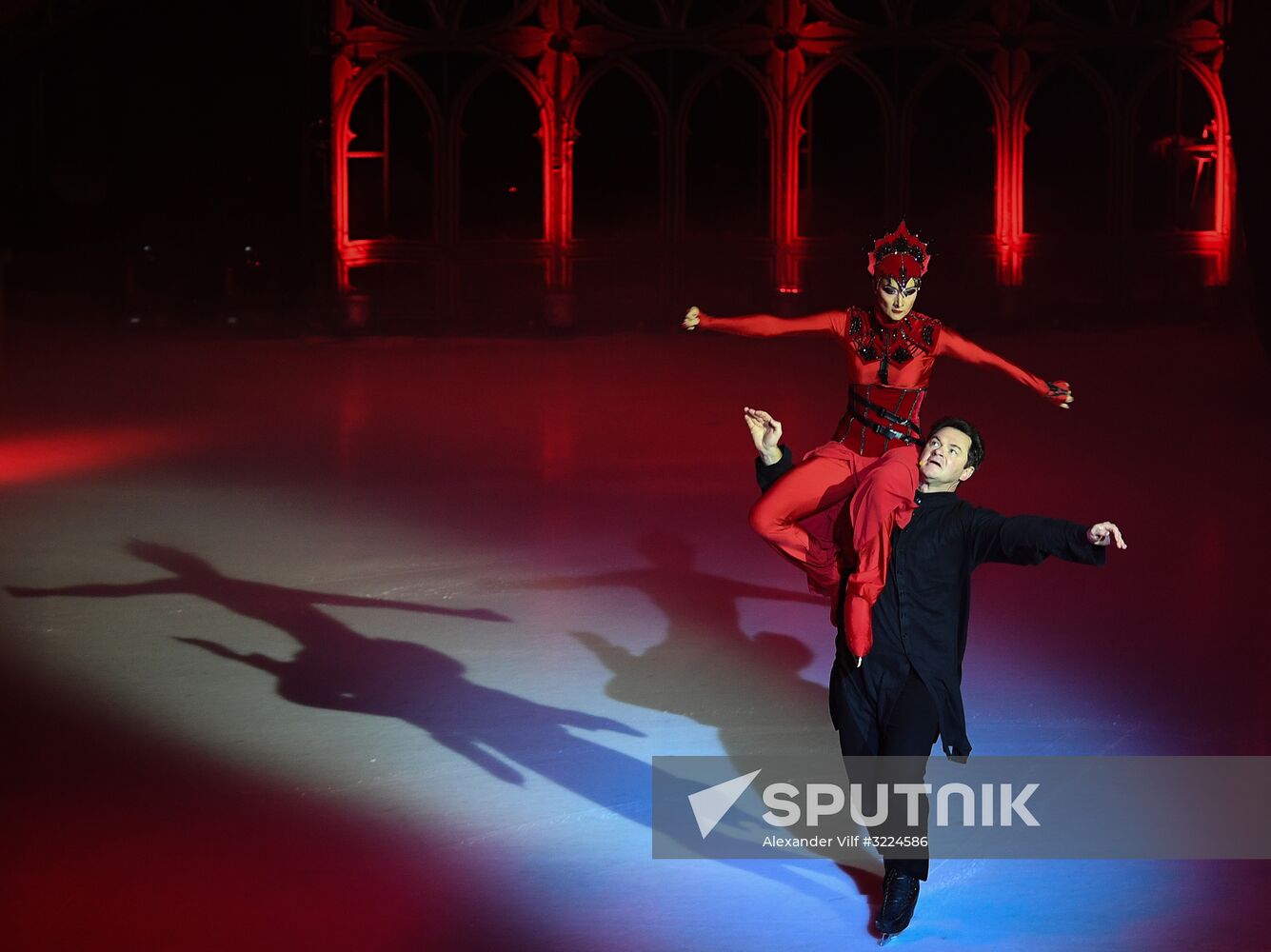 Ilya Averbukh's ice show "Romeo and Juliet" premieres in Moscow