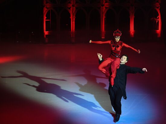 Ilya Averbukh's ice show "Romeo and Juliet" premieres in Moscow