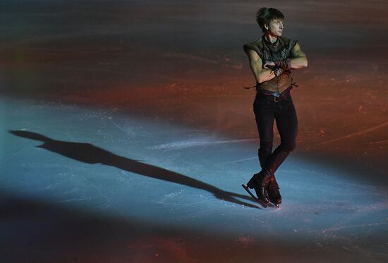 Ilya Averbukh's ice show "Romeo and Juliet" premieres in Moscow
