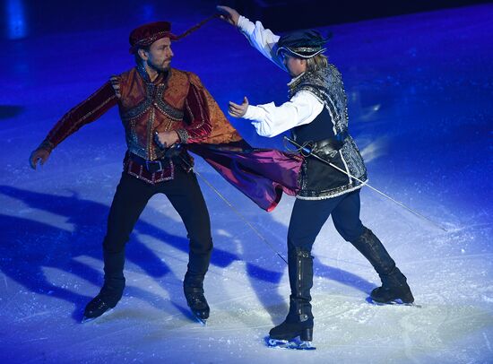 Ilya Averbukh's ice show "Romeo and Juliet" premieres in Moscow