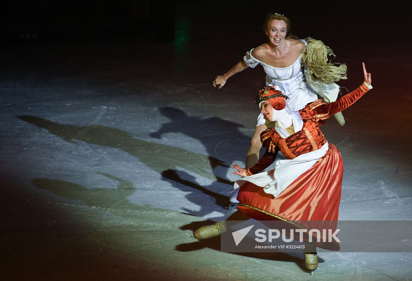 Ilya Averbukh's ice show "Romeo and Juliet" premieres in Moscow