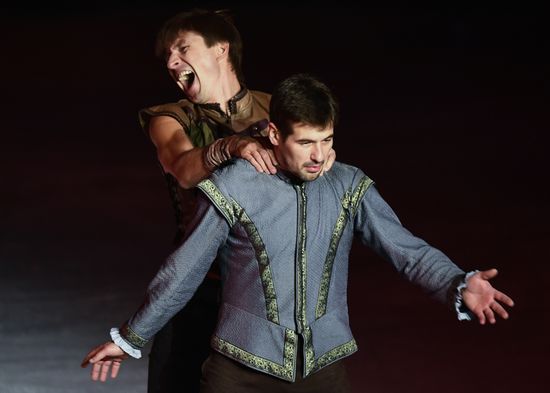Ilya Averbukh's ice show "Romeo and Juliet" premieres in Moscow