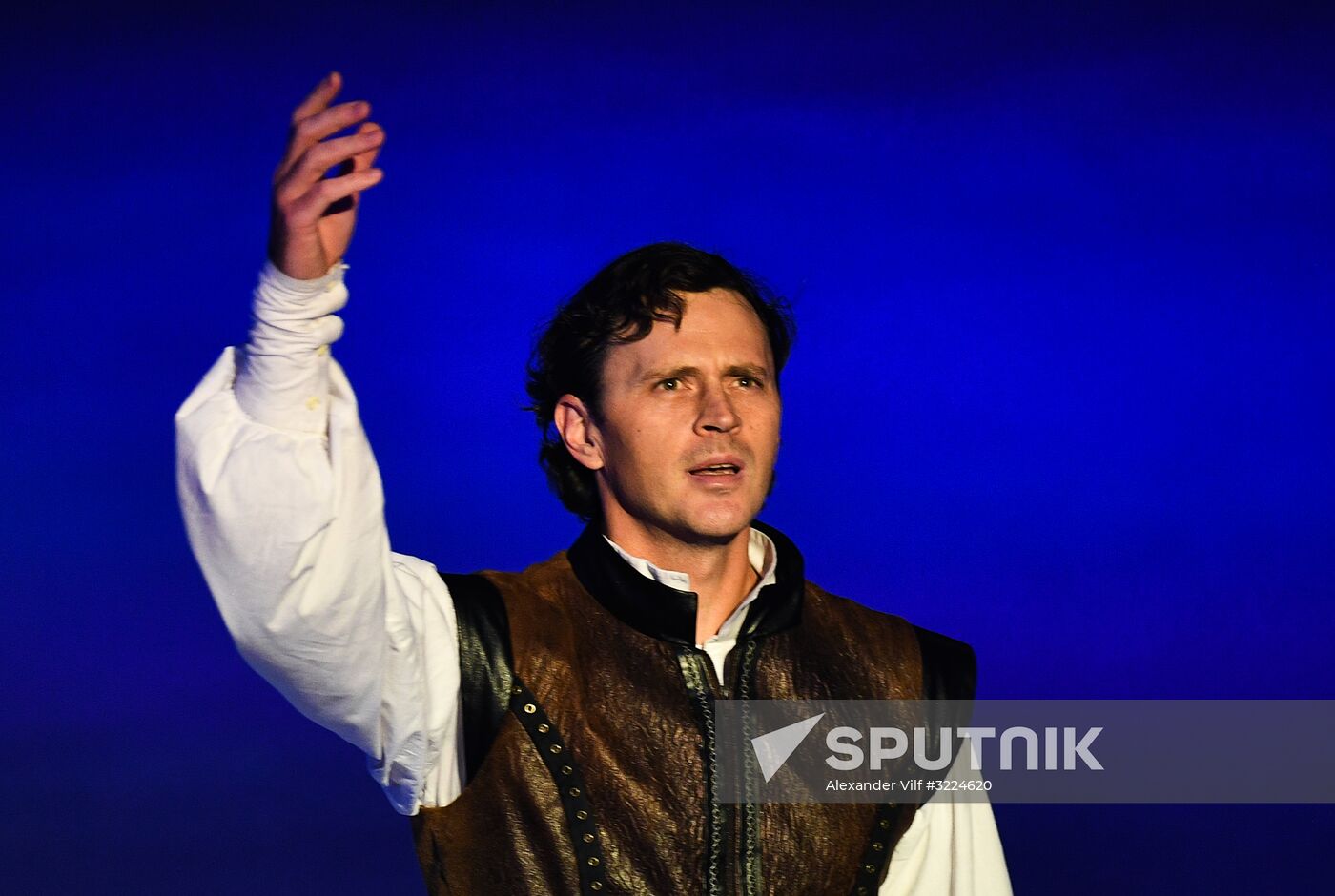 Ilya Averbukh's ice show "Romeo and Juliet" premieres in Moscow