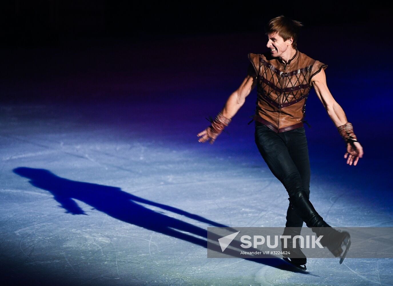 Ilya Averbukh's ice show "Romeo and Juliet" premieres in Moscow