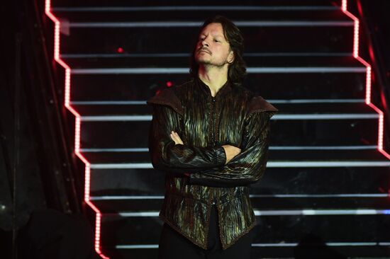 Ilya Averbukh's ice show "Romeo and Juliet" premieres in Moscow