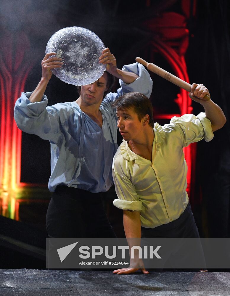 Ilya Averbukh's ice show "Romeo and Juliet" premieres in Moscow