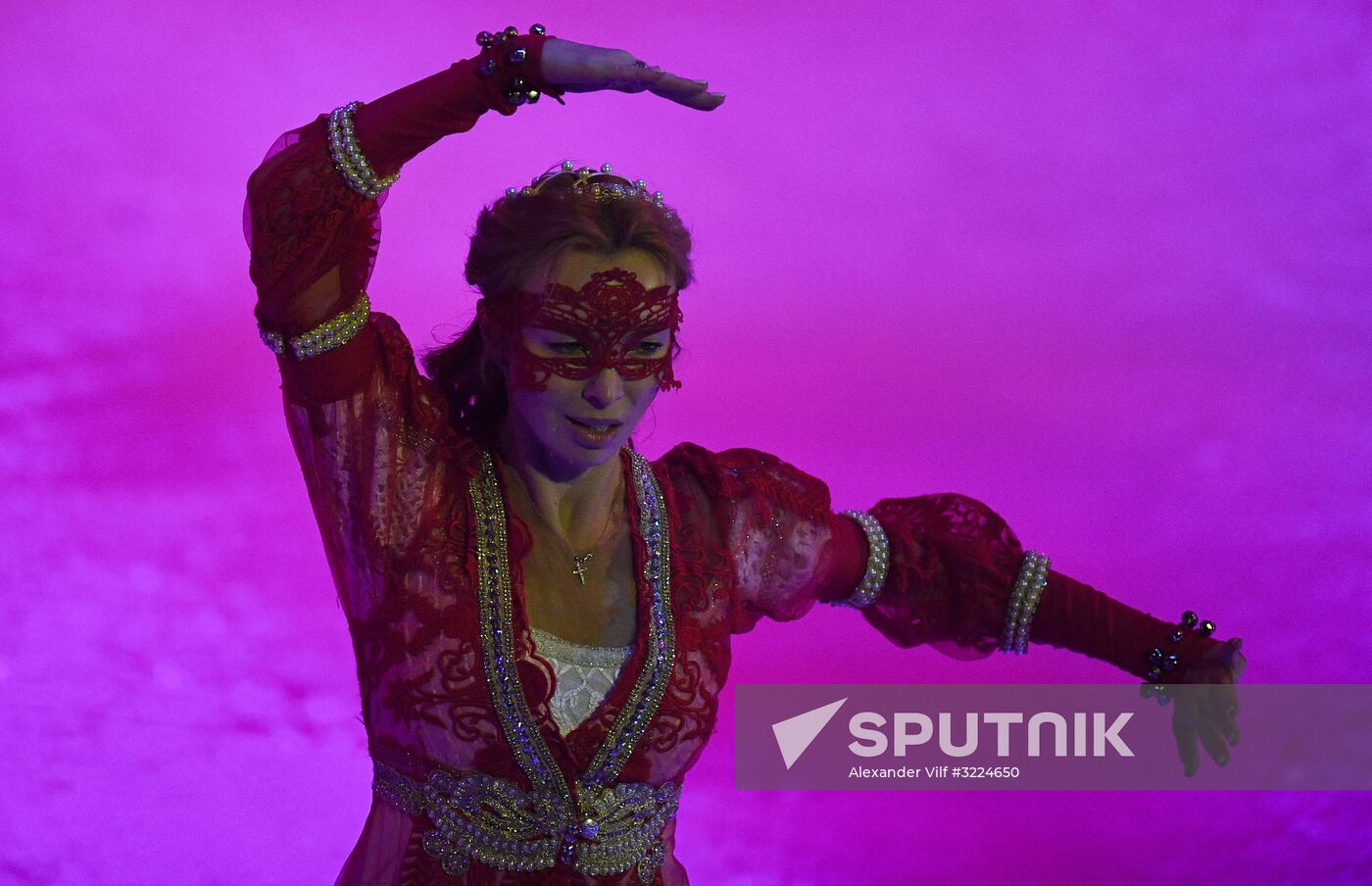 Ilya Averbukh's ice show "Romeo and Juliet" premieres in Moscow