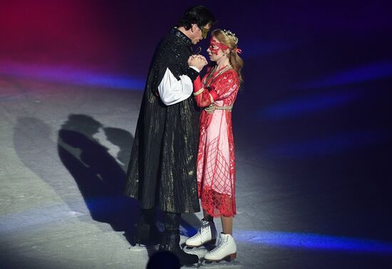 Ilya Averbukh's ice show "Romeo and Juliet" premieres in Moscow