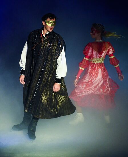 Ilya Averbukh's ice show "Romeo and Juliet" premieres in Moscow