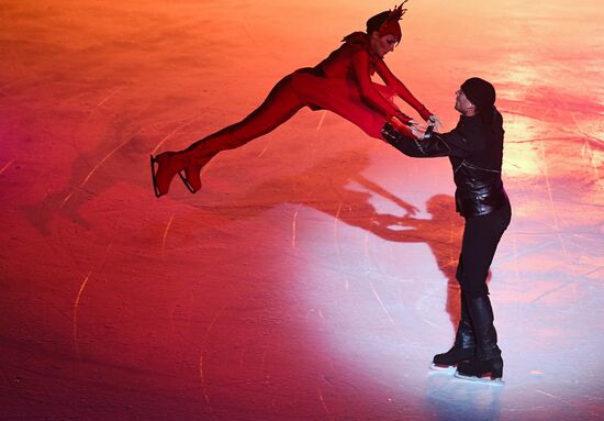 Ilya Averbukh's ice show "Romeo and Juliet" premieres in Moscow