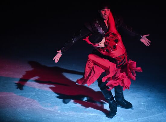 Ilya Averbukh's ice show "Romeo and Juliet" premieres in Moscow