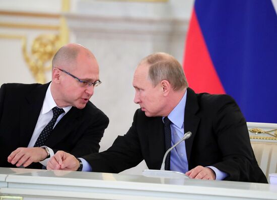 President Vladimir Putin meets with members of Presidential Council for Civil Society and Human Rights