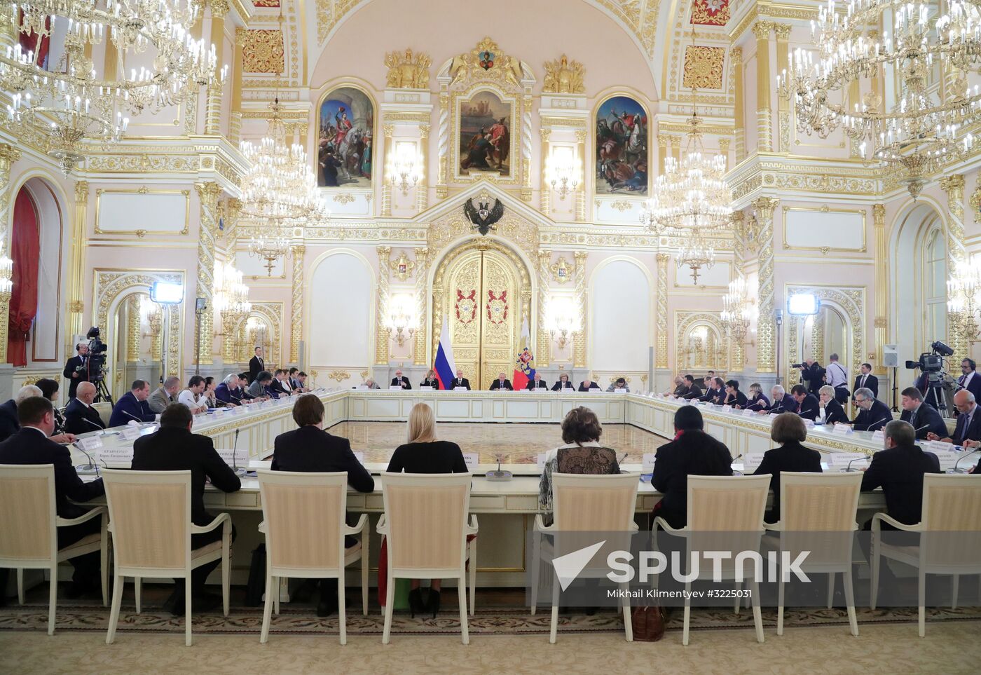 President Vladimir Putin meets with members of Presidential Council for Civil Society and Human Rights